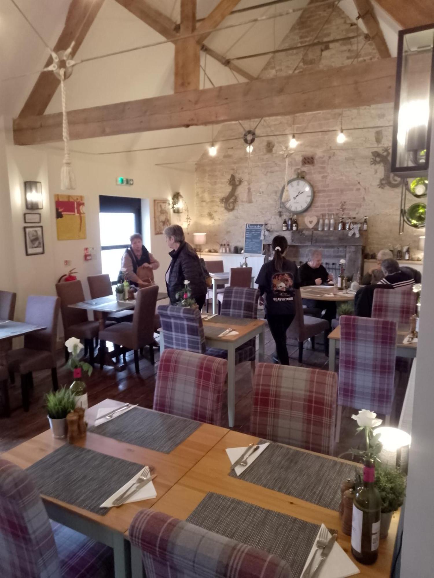 Sanctuary Inn Bolsover Ngoại thất bức ảnh